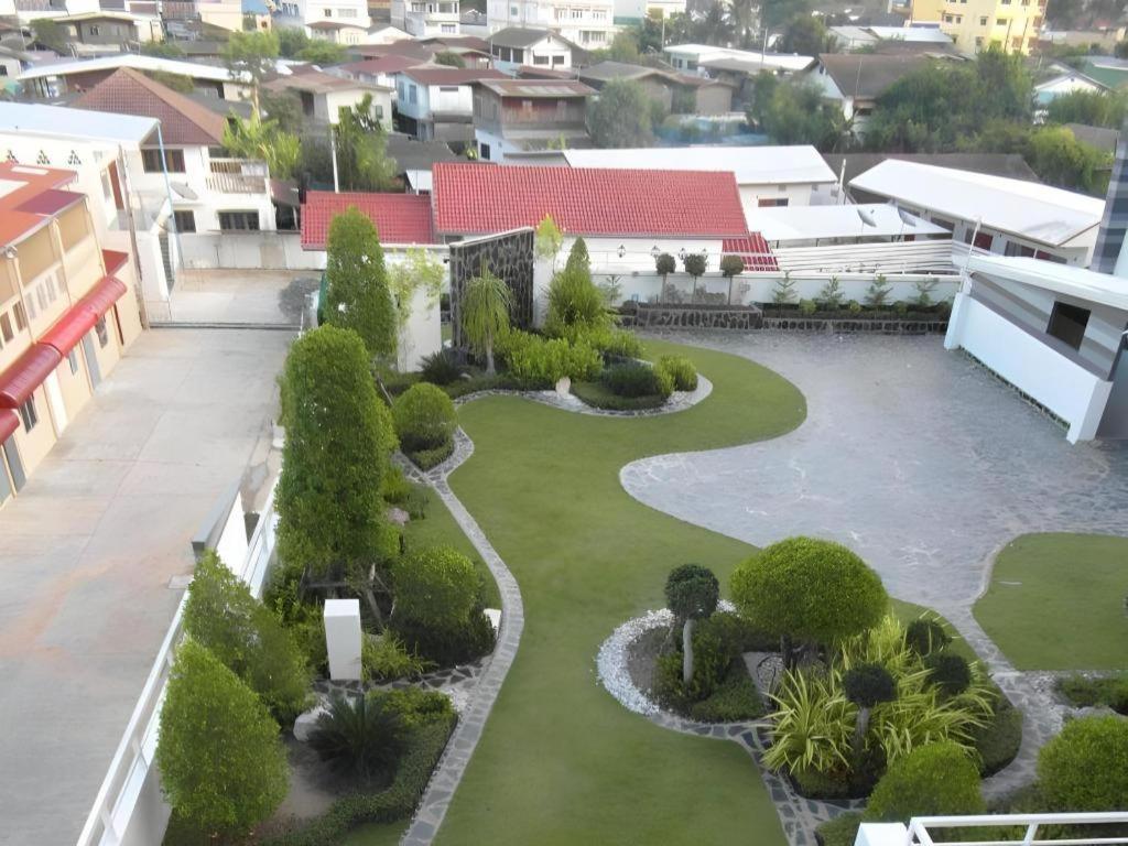 The Grace Residence Surin Exterior photo
