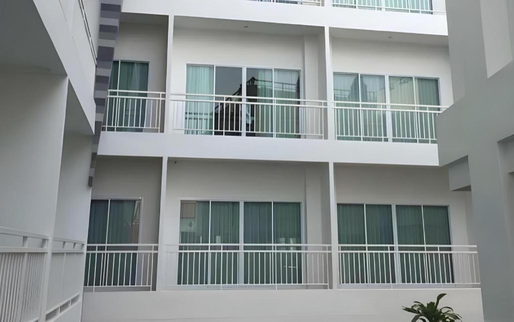 The Grace Residence Surin Exterior photo